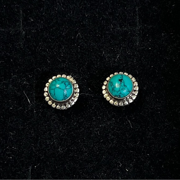 Jewelry - Vintage Sterling Silver Cabochon Turquoise Earrings